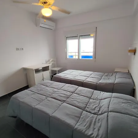 Primera Línea Marinas *